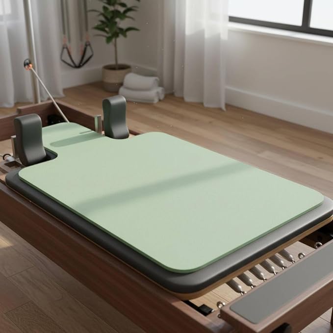 Suede Pilates Pad Reformer Towel Non-Slip Base Sweat-Wicking Soft Touch Suitable for Studio Training