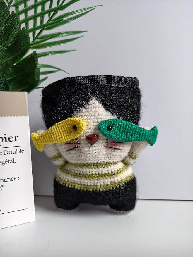 Handmade Crochet Rock Climbing Chalk Bag, Fun Plush Animal Chalk Pouch with Drawstring, Adjustable Waist Belt for Indoor Outdoor Bouldering Sport Climbing