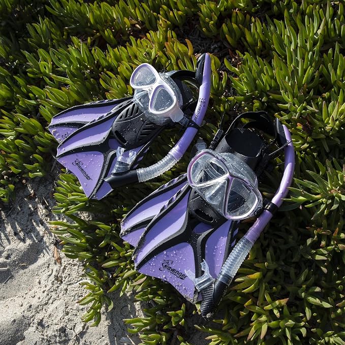 Seavenger Hanalei Anti-Fog 4-Piece Snorkeling Set with Soft-Flex Dry Snorkel, Adjustable Open-Heel Fins, Twin-Lens Mask, and Mesh Bag