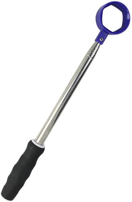 Golf Ball Retriever — Freely Extendable Stainless Steel Shaft, Hexagonal Ball-Gripper, and Secure, Non-Slip Handle