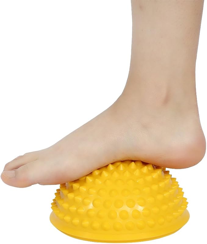 Half Round Massage Ball, Spiky Point Hemisphere Use for Yoga Fitness Exercise Gym Balancing Pad