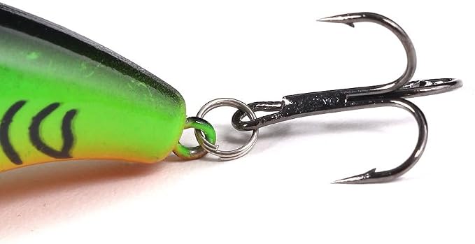 Fishing Lures Kit Mix Includes Minnow Popper Crankbait and Fish Hook for Fishing Saltwater Freshwater Trout Bass Salmon
