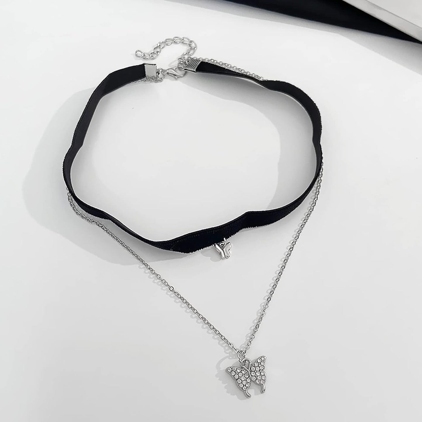 Vintage Black Choker Necklace Chain Goth Leather Choker Butterfly Pendant Necklace Velvet Choker Punk Necklace Rock Statement Butterfly Necklace Charm Jewelry Gift for Women and Girls