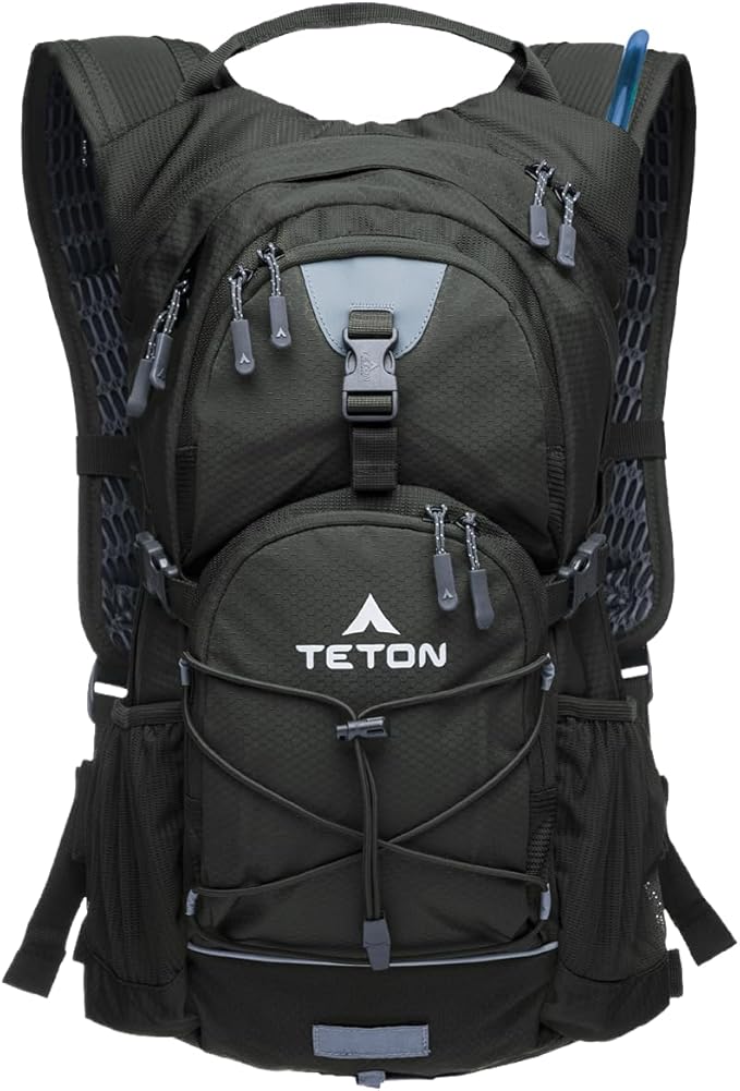 Teton Oasis/Trailrunner Hydration Backpack – Lightweight Water Pack with 2L/3L Bladder for Hiking, Running, Cycling, Biking 18L/22L Sizes – Sewn-in Rain Cover – Fits Men and Women