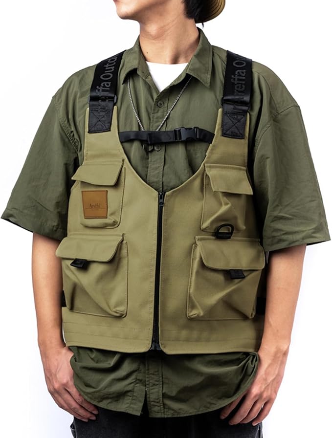 AREFFA Adjustable Fishing Vest for Men, 10-Pocket Cargo Vest for Hiking & Travel
