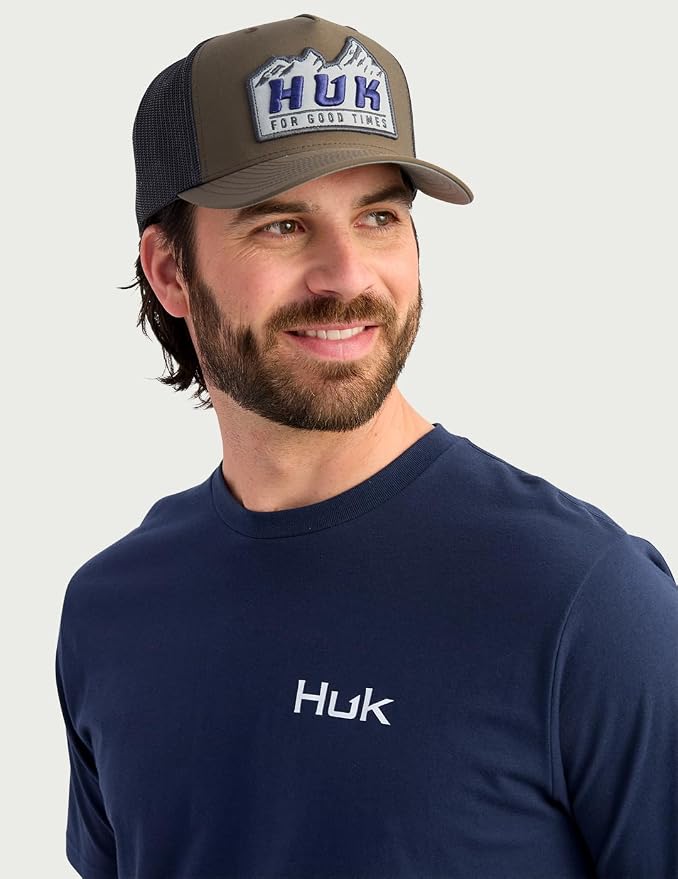 HUK Mens Performance Fishing Logo Tee, Short Sleeve T-Shirt for Men