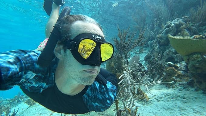 Tidal Freedive Mask - Aluma Pro with Advanced Anti-Fog Technology. Ultra Low Volume Mask for Freediving, Snorkeling and Scuba Diving. Tempered Glass Lens.