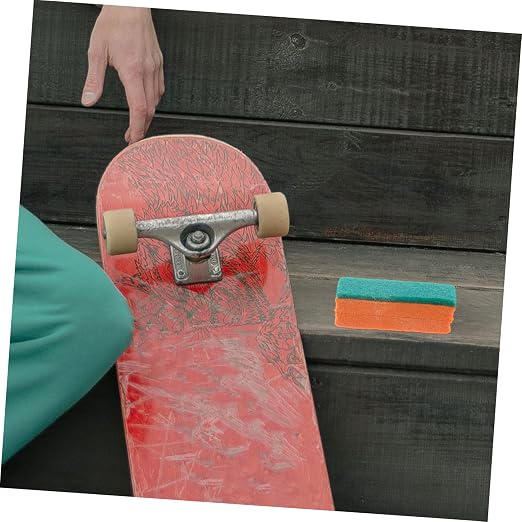 LIOOBO 2pcs Skateboard Accessories Skateboard Grip Tape Cleaner for Easy Cleaning