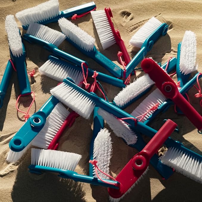 LISS The Clean Fin, Surfboard Fin Removal and Installation Tool, Sand Brush Remover for Beach, Bristle Brush with Leash String Included, Wax Remover & Scraper, Bottle Opener, Beach Accessorie (Red)