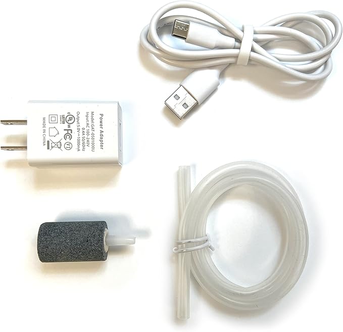 ENGEL Ultra Quiet Lithium-Ion USB Rechargeable Live Bait Aerator Pump & Bubbler with Universal Clip fits Most Bait Buckets