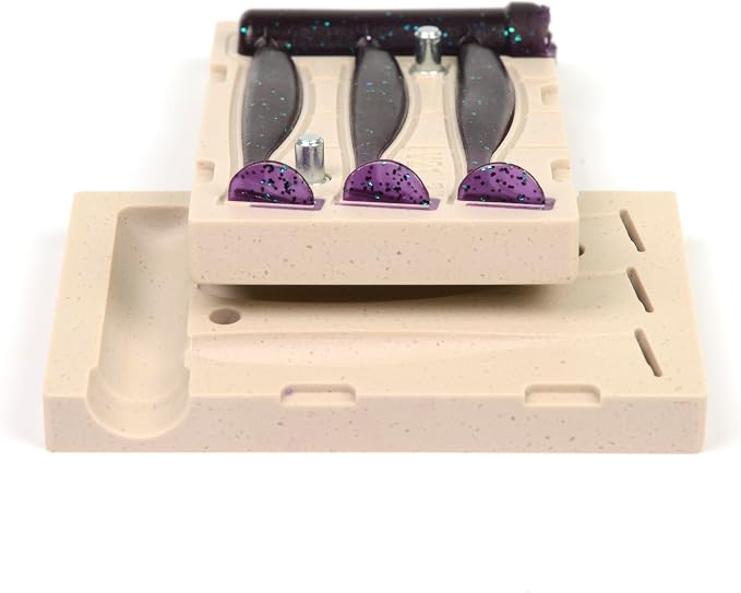 FatFish V21-3C Bait Mold Soft Plastiс Lure Making Injection Mold for Do-It Fishing Lures 3"