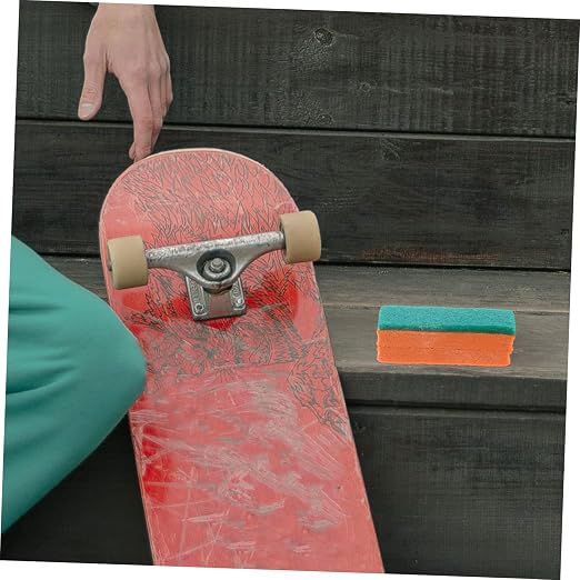 LIOOBO 4pcs Skateboard Grip Tape Cleaner Durable Rubber Tool for Optimal Grip Multifunctional Design for Skateboards Tennis Rackets Shoe Soles Reliable Cleaning Accessory