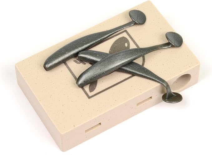 FatFish V21-3C Bait Mold Soft Plastiс Lure Making Injection Mold for Do-It Fishing Lures 3"