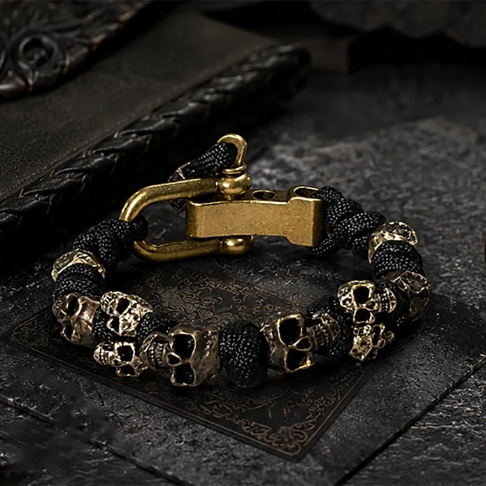 Skull Paracord Bracelet Black Green Paracord Bracelet Adjustable Gothic Design Bracelets with Metal Skull Charms U-Shackle Closure