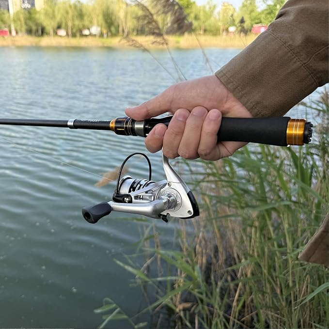 Telescopic Fishing Rod and Reel Combo, Complete Fishing Kit with Lures Tackle Box, Freshwater Saltwater Spinning Rod for Bass Trout Fishing Pole Beginner (5.2ft)