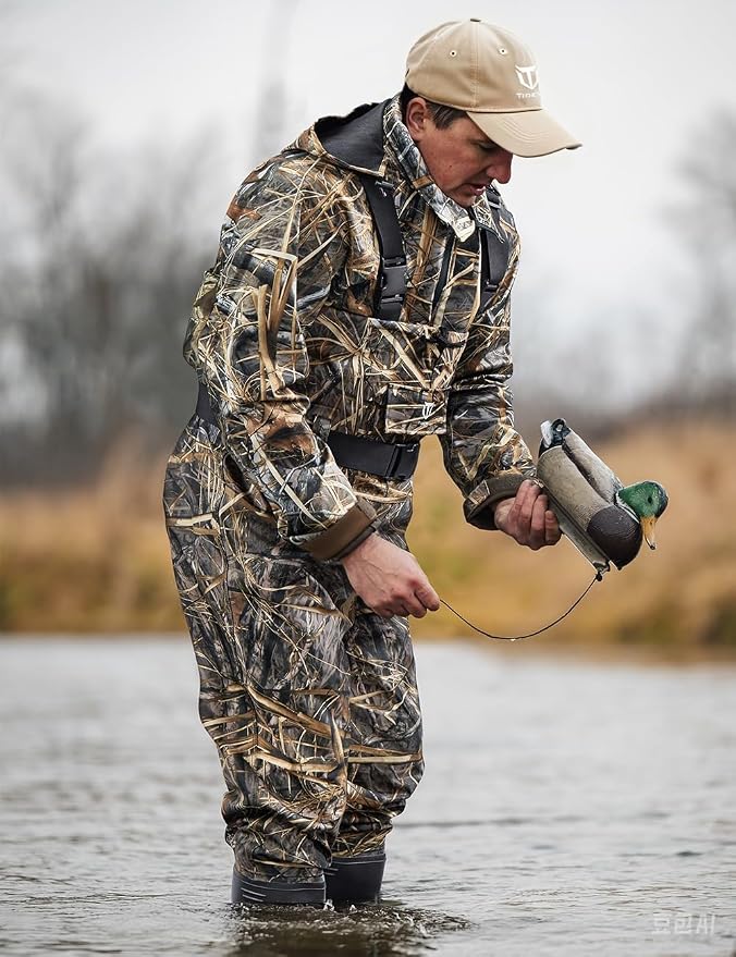 TIDEWE Chest Waders for Men Women, Waterproof Fishing Waders | Waterproof 420D 2-Ply Nylon/PVC, Lightweight Bootfoot Hunting Waders, Adjustable Suspenders, Boot Hanger