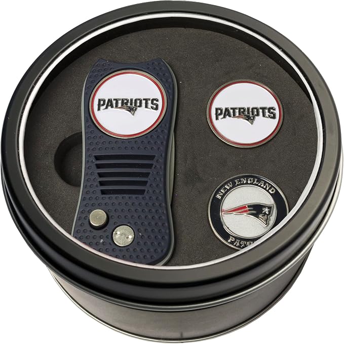 Team Golf NFL Gift Set Retractable Divot Tool with 3 Double-Sided Magnetic Ball Markers, Patented Single Prong Design, Causes Less Damage to Greens, Retractable Mechanism