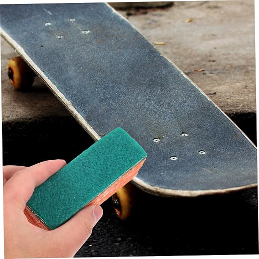 LIOOBO 5pcs Skateboard Accessories Wear-Resistant Grip Tape Cleaners Easy-to-use Skateboard Cleaner for Rubber Tape