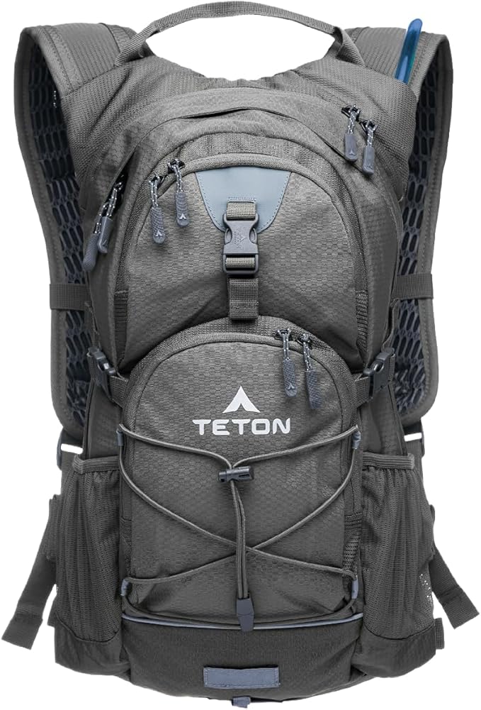 Teton Oasis/Trailrunner Hydration Backpack – Lightweight Water Pack with 2L/3L Bladder for Hiking, Running, Cycling, Biking 18L/22L Sizes – Sewn-in Rain Cover – Fits Men and Women