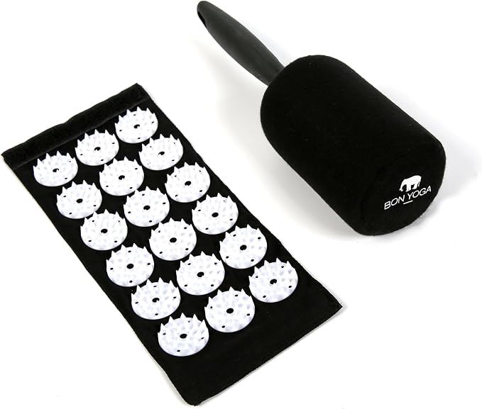 Bed of Nails Acuroller Original Bon Acupressure Roller Design with 864 Precision Nails, Length with Handle - 9", Without Handle - 4", Roller Diameter - 2.5"