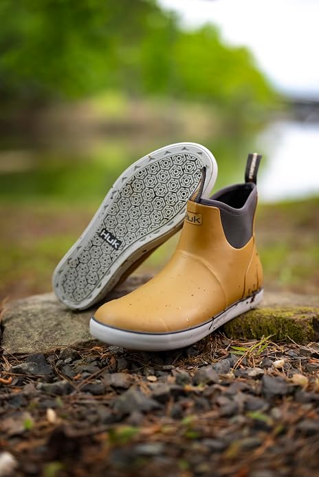 HUK mens Rogue Wave Shoe, High-performance Fishing & Deck Boot