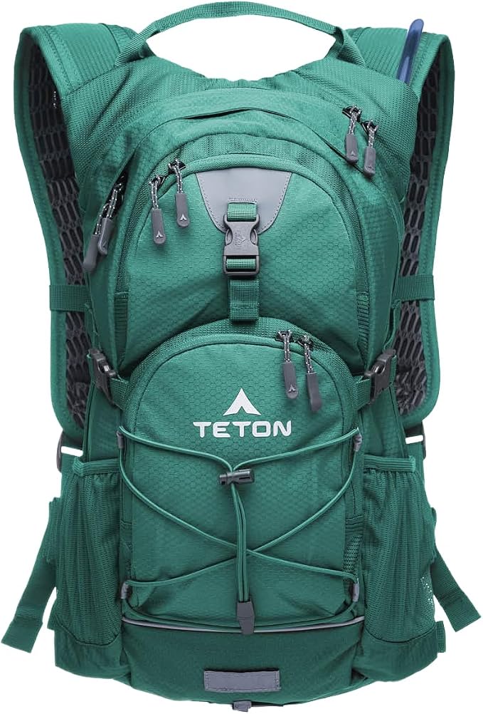 Teton Oasis/Trailrunner Hydration Backpack – Lightweight Water Pack with 2L/3L Bladder for Hiking, Running, Cycling, Biking 18L/22L Sizes – Sewn-in Rain Cover – Fits Men and Women