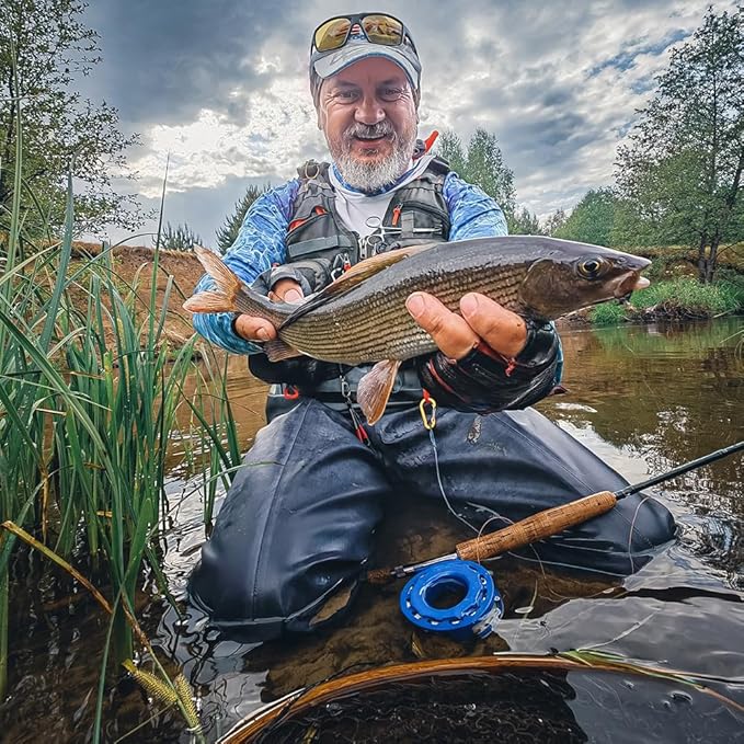Kylebooker Fly Fishing Vest Pack Adjustable for Men and Women