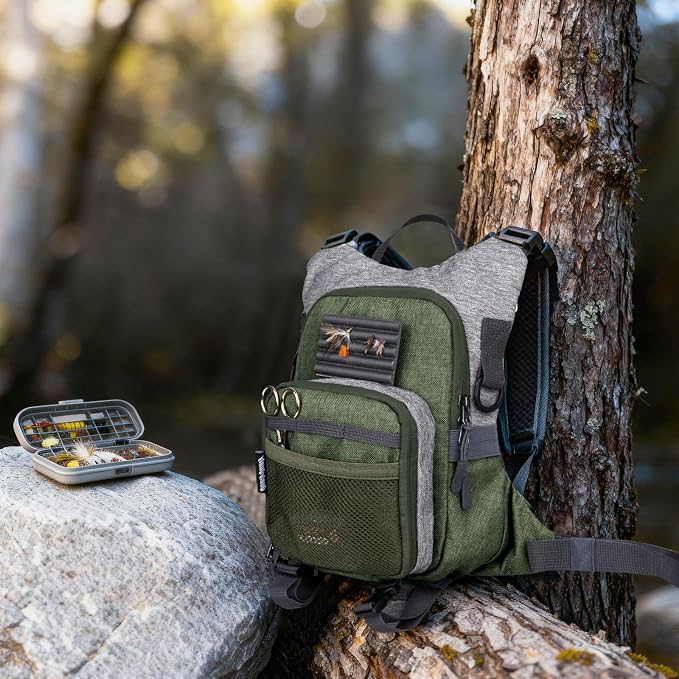 QulayQualy Fly Fishing Pack - Chest Pack with Work Station Lightweight Tackle Fishing Bag with Quick-Release
