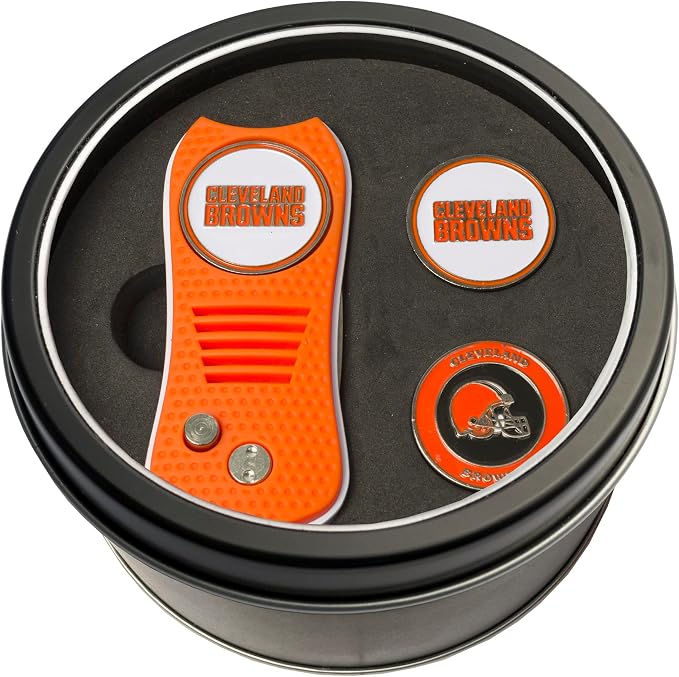 Team Golf NFL Gift Set Retractable Divot Tool with 3 Double-Sided Magnetic Ball Markers, Patented Single Prong Design, Causes Less Damage to Greens, Retractable Mechanism