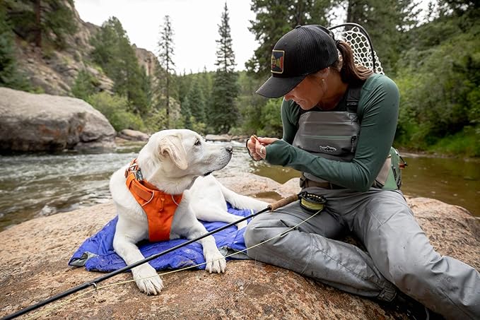 Ruffwear, Highlands Dog Sleeping Bag, Water-Resistant Portable Dog Bed for Outdoor Use