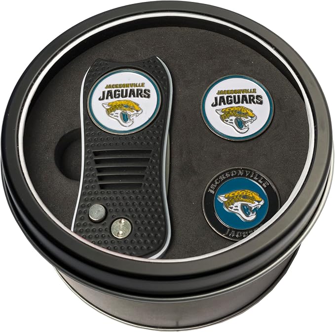 Team Golf NFL Gift Set Retractable Divot Tool with 3 Double-Sided Magnetic Ball Markers, Patented Single Prong Design, Causes Less Damage to Greens, Retractable Mechanism