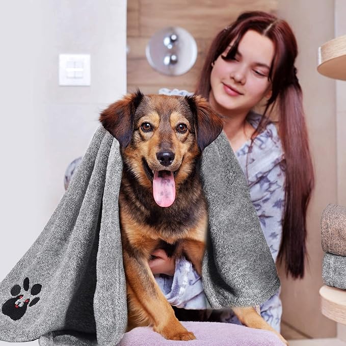 Dogvingpk Medium Dog Towel 1 Pack, Super Absorbent Soft Quick Drying Microfiber Pet Bath Towels for Medium & Small Dogs (M-36" * 28", Grey)