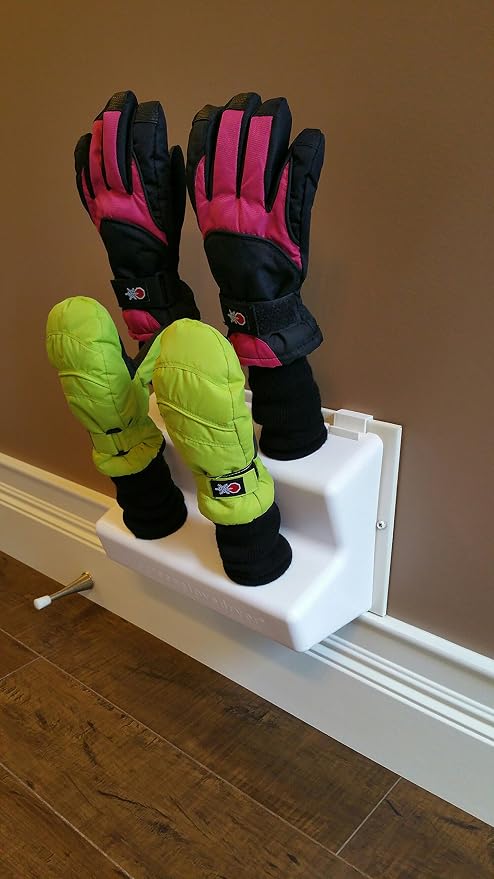 Green Glove Dryer for Hats, Gloves, Shoes & More (Wall)