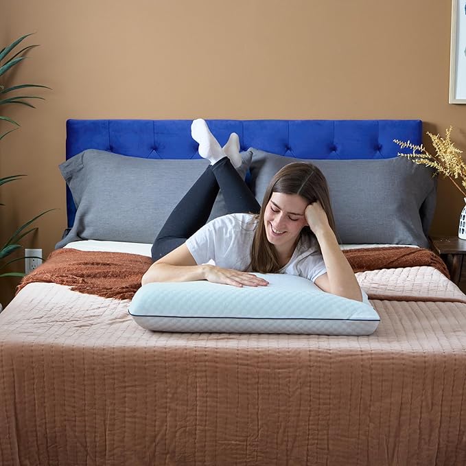 Weekender Cooling Gel Memory Foam Pillow for Sleeping – Queen Size, Ventilated Cooling Pillow for Side & Back Sleepers, Neck & Shoulder Support, Medium Firm, Washable Cover