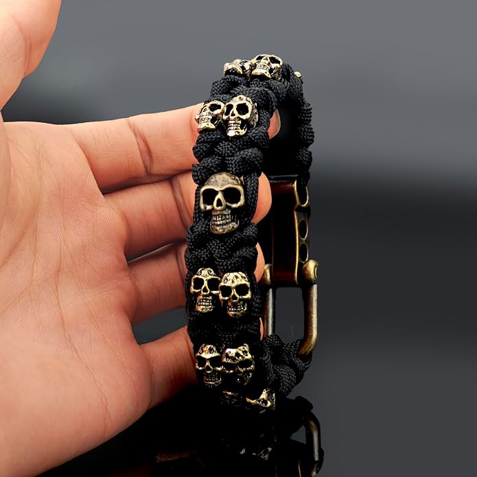 Skull Paracord Bracelet Black Green Paracord Bracelet Adjustable Gothic Design Bracelets with Metal Skull Charms U-Shackle Closure