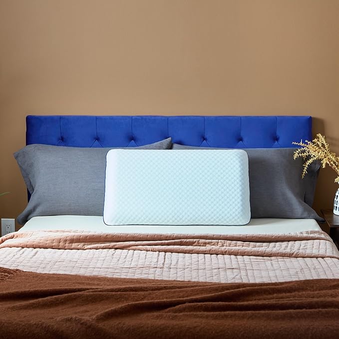 Weekender Cooling Gel Memory Foam Pillow for Sleeping – King Size, Ventilated Cooling Pillow for Side & Back Sleepers, Neck & Shoulder Support, Medium Firm, Washable Cover