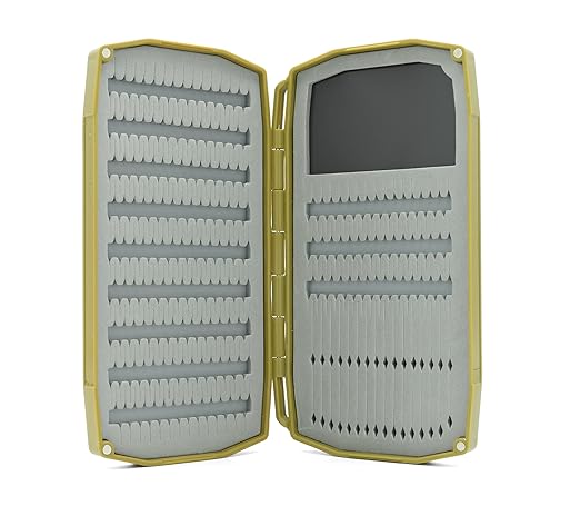 Umpqua UPG Foam Weekender Fly Box Large Olive