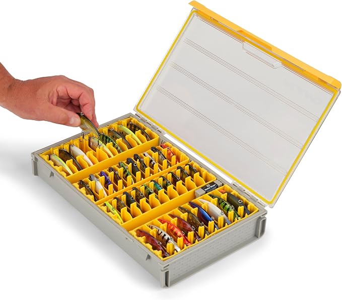 Plano Edge 3700 Lipless Box, Stores 40 Fishing Baits, with Rust-Preventive Rustrictor, Dri-Loc Watertight Seal, WaterWick, Transparent DuraView Lid, Stackable Storage for Crankbaits and More