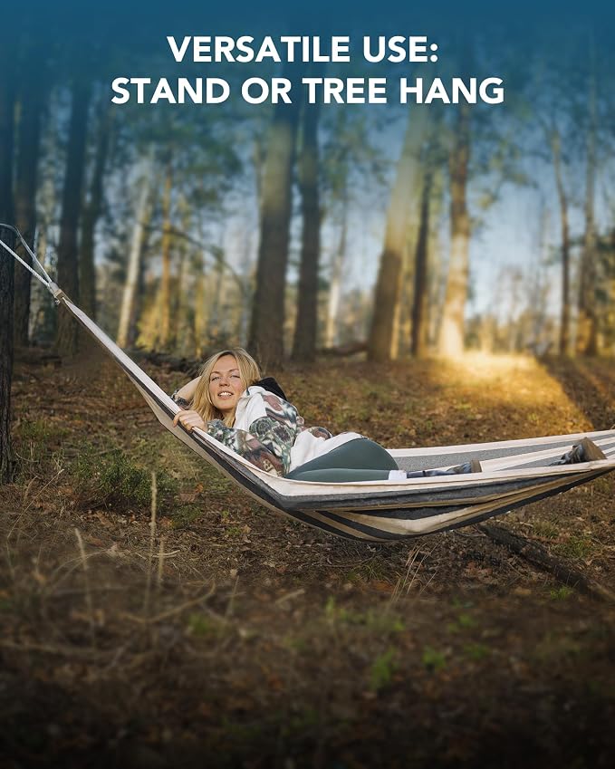 Everyfun Hammock with Heavy-Duty Steel Stand,Portable,Easy Assembly,600lbs Weight Capacity,Suit for Indoor,Yard,Camping,or Outdoor,Black White
