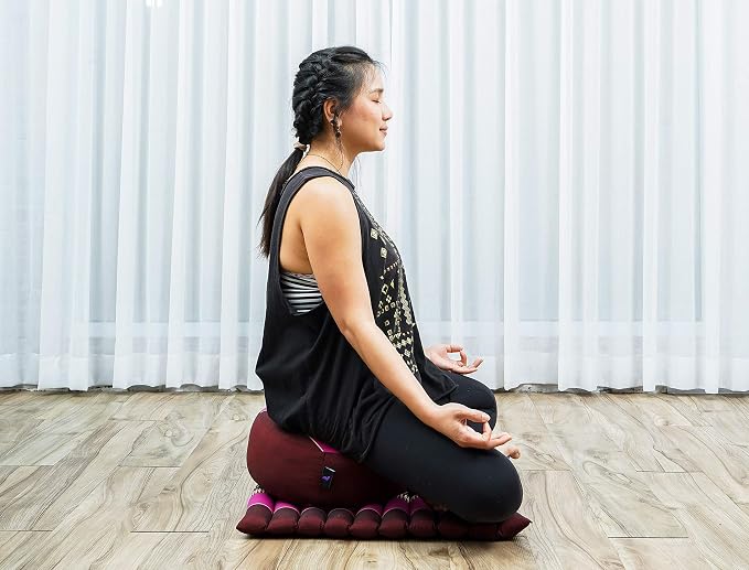 Leewadee Meditation Cushion Set – 1 Small Zafu Yoga Pillow and 1 Small Roll-Up Zabuton Mat Filled with Kapok