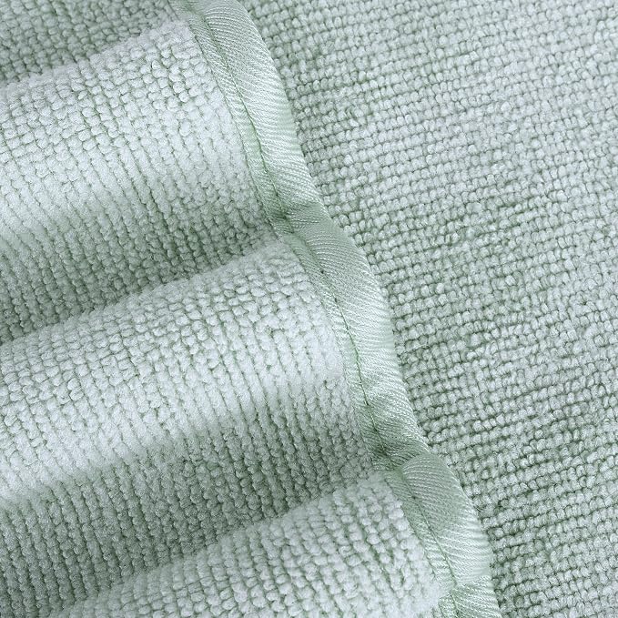 POLYTE Quick Dry Lint Free Microfiber Bath Sheet, 35 x 70 in, Pack of 2 (Green)