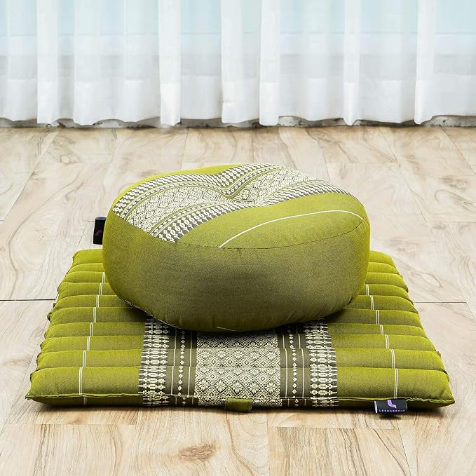 Leewadee Meditation Cushion Set – 1 Small Zafu Yoga Pillow and 1 Small Roll-Up Zabuton Mat Filled with Kapok