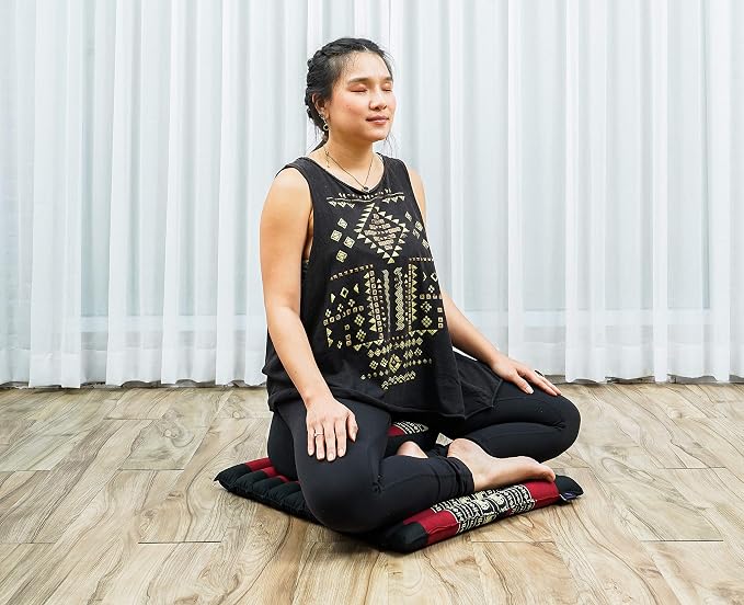 Leewadee Meditation Cushion Set – 1 Small Zafu Yoga Pillow and 1 Small Roll-Up Zabuton Mat Filled with Kapok