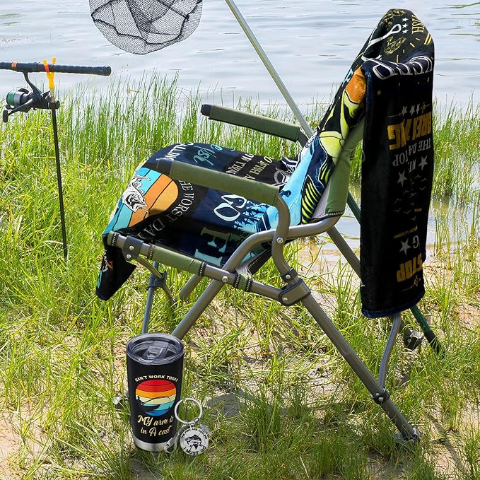 Hahafelt 5 Pcs Fishing Gifts for Men Sets Fishing Gifts Include Blanket 20 oz Stainless Steel Cup Socks Wallet Stainless Keychain for Who Love Fish Lover Dad Grandpa
