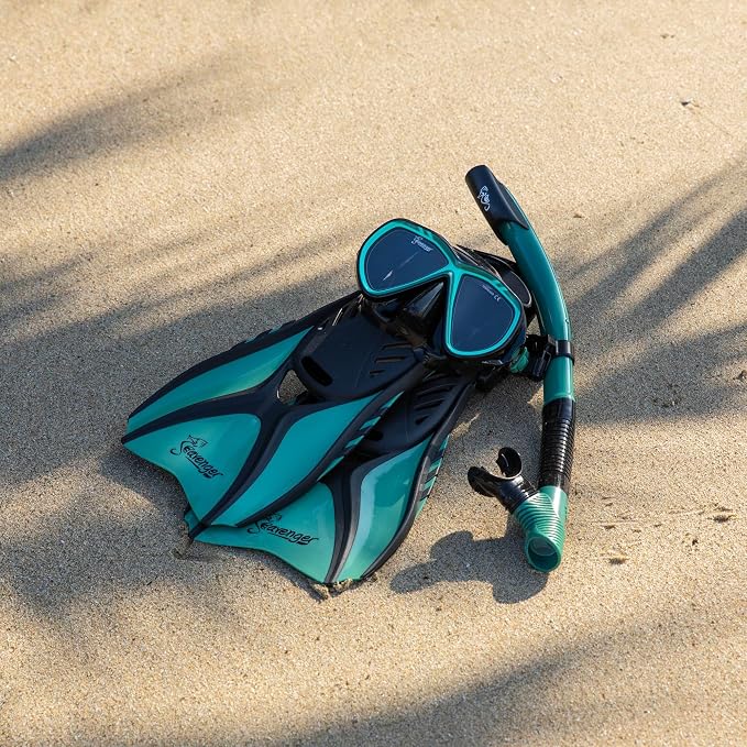 Seavenger Hanalei Anti-Fog 4-Piece Snorkeling Set with Soft-Flex Dry Snorkel, Adjustable Open-Heel Fins, Twin-Lens Mask, and Mesh Bag