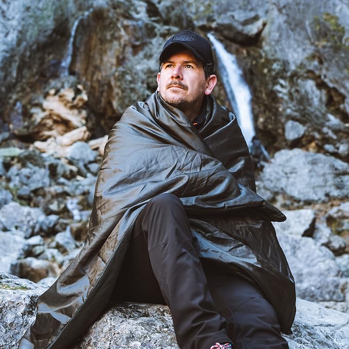 Snugpak Jungle Survival Blanket - Insulated, Lightweight, Water Repellent Polyester, Coyote